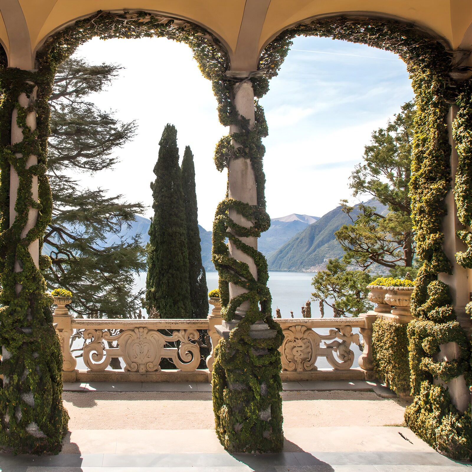 PDGIT9996939: Terrazza ad archi sul lago