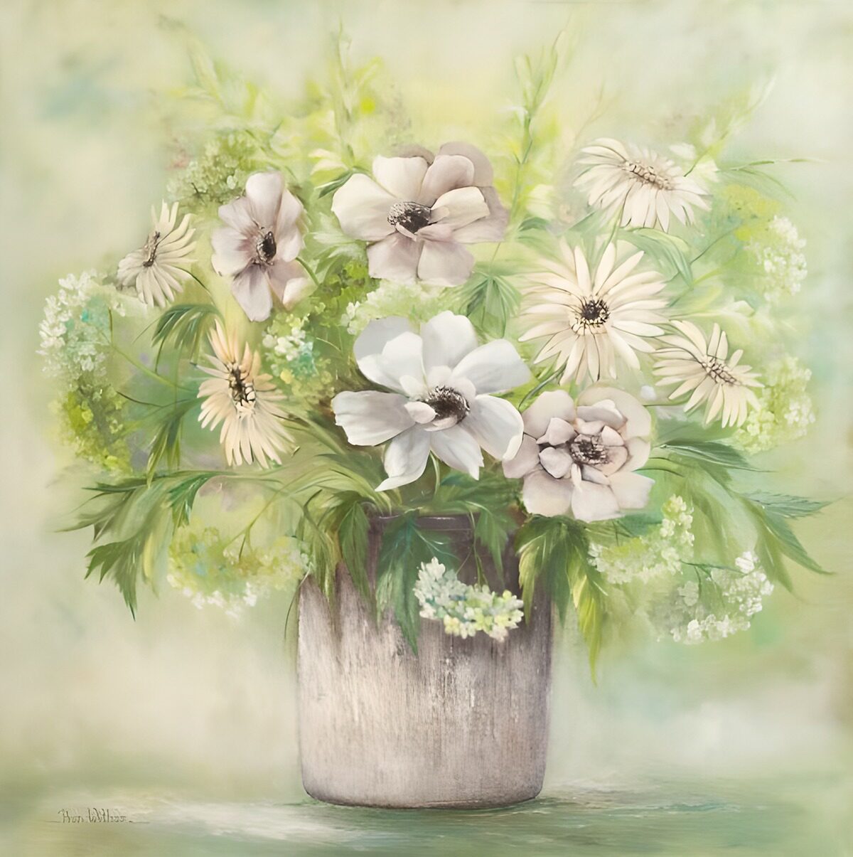 PDGIT7365289: Fiori bianchi nel vaso grigio