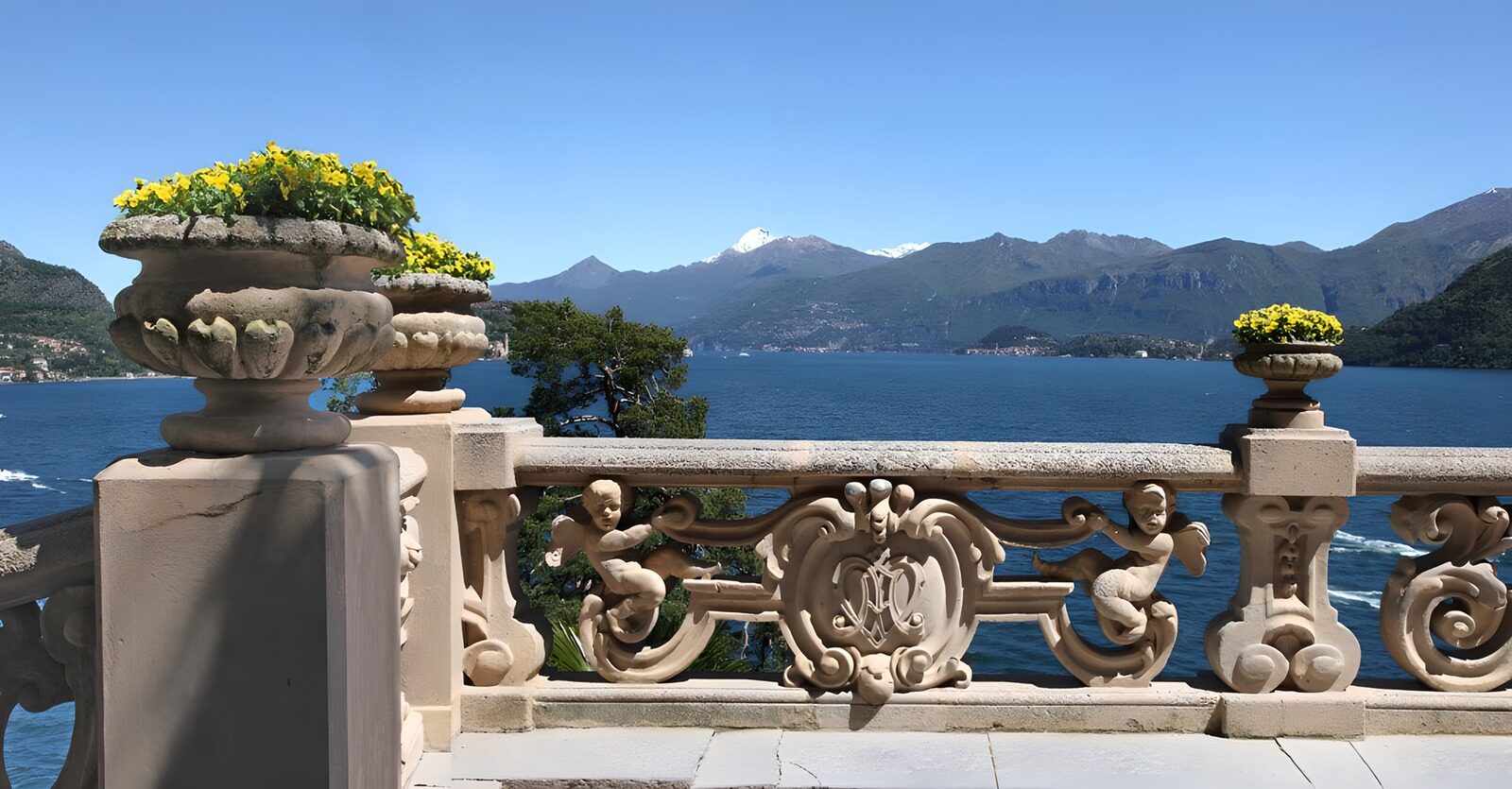 PDGIT9420859: Terrazza al sole tra lago e montagne